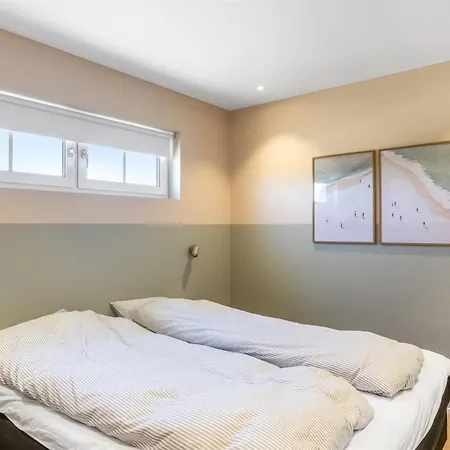 Indra - 800m From The Sea By Interhome *