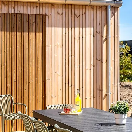 Indra - 800m From The Sea By Interhome *