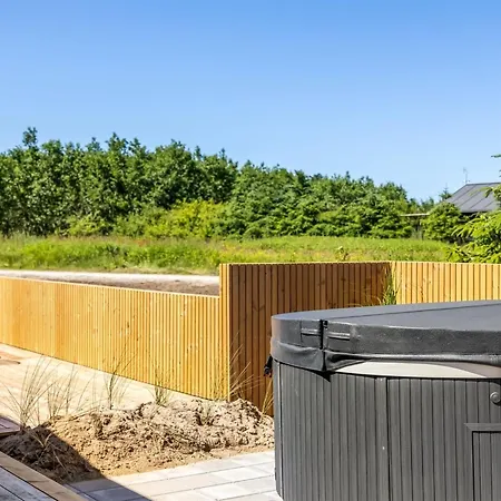 Indra - 800m From The Sea By Interhome *